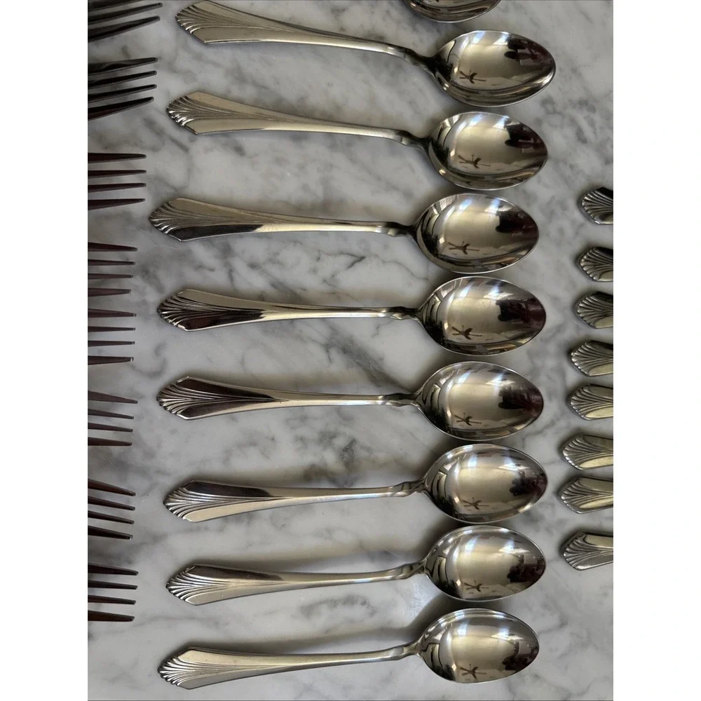 Claridge/Masterpiece Rogers Bros. Silverplate 45 Pieces Serving Pieces 8 Place S